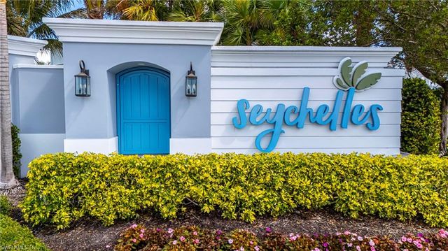 2561 Seychelles DR # 304, Naples, FL 34112