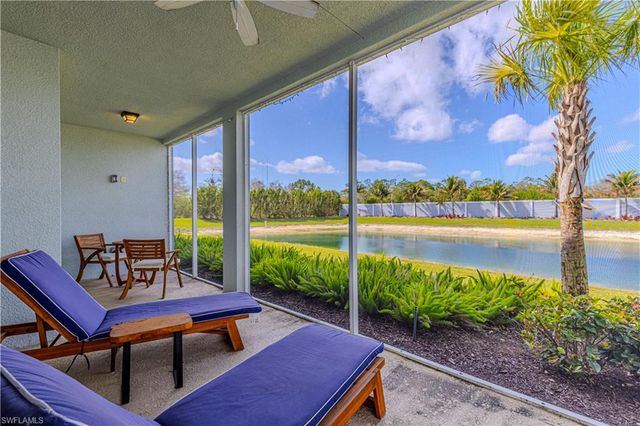 2561 Seychelles DR # 304, Naples, FL 34112