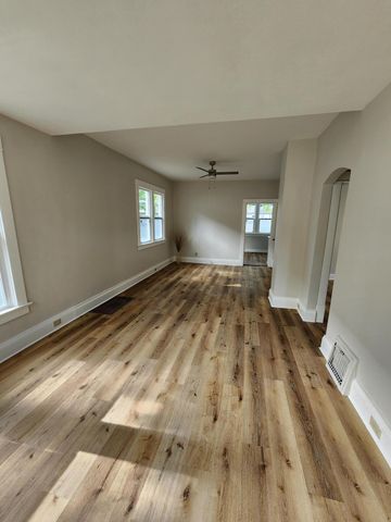 3939 Sheridan Avenue N, Minneapolis, MN 55412