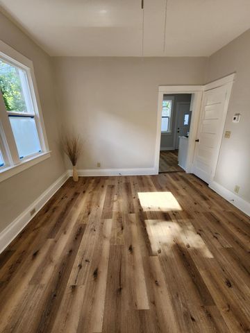 3939 Sheridan Avenue N, Minneapolis, MN 55412