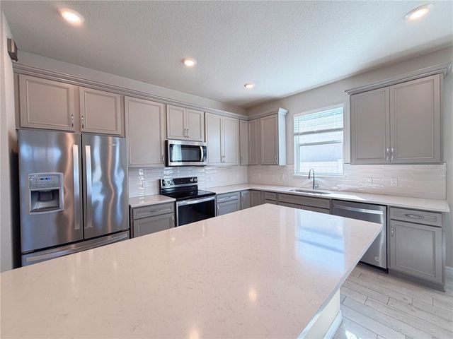 5641 CEDAR CHASE DRIVE, St Cloud, FL 34771