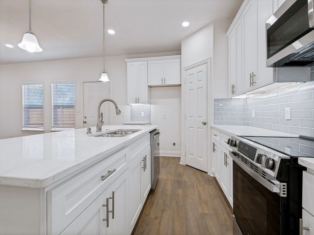 4224 Colonial Avenue, Dallas, TX 75215
