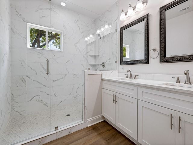 4224 Colonial Avenue, Dallas, TX 75215