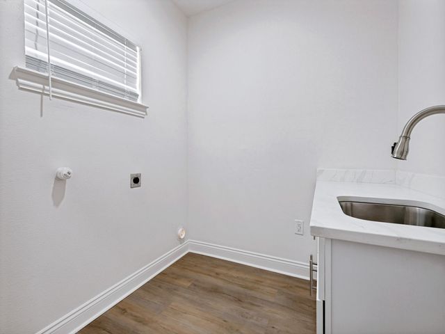4224 Colonial Avenue, Dallas, TX 75215
