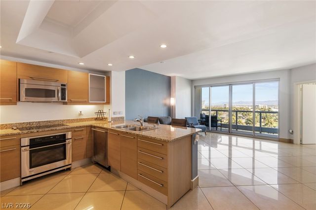 322 Karen Avenue 1106, Las Vegas, NV 89109