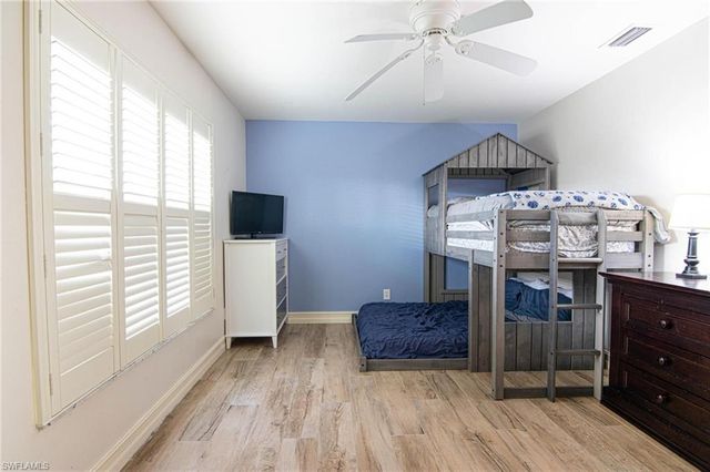 723 SE 9th AVE, Cape Coral, FL 33990