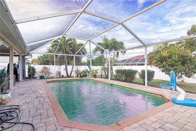 723 SE 9th AVE, Cape Coral, FL 33990