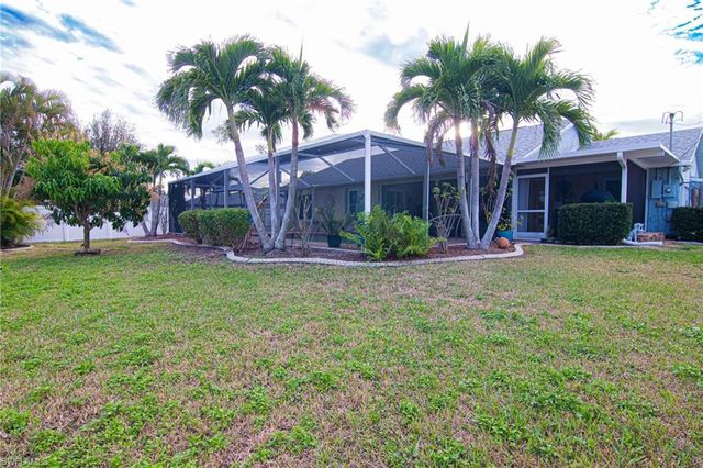 723 SE 9th AVE, Cape Coral, FL 33990