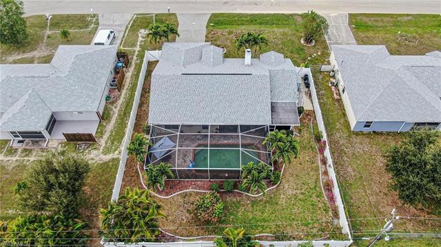 723 SE 9th AVE, Cape Coral, FL 33990