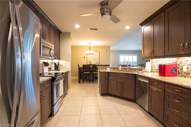 723 SE 9th AVE, Cape Coral, FL 33990