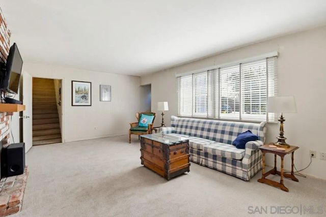 1570 Villa Crest Dr, El Cajon, CA 92021