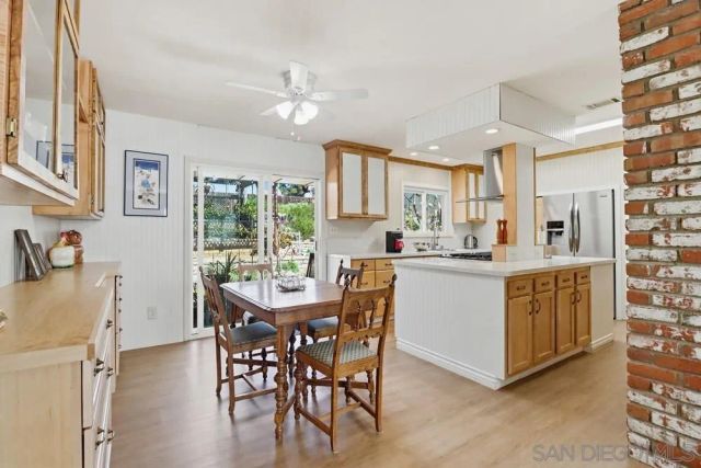 1570 Villa Crest Dr, El Cajon, CA 92021