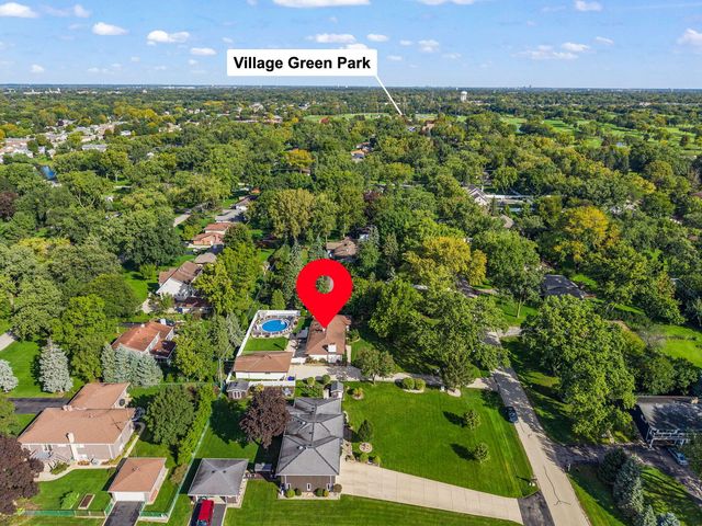 390 S Kenilworth Avenue, Glen Ellyn, IL 60137