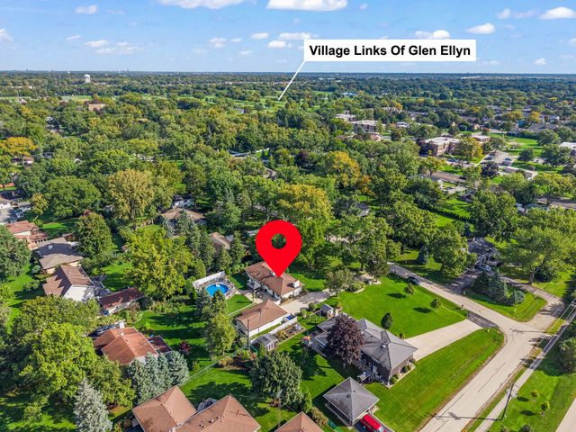 390 S Kenilworth Avenue, Glen Ellyn, IL 60137
