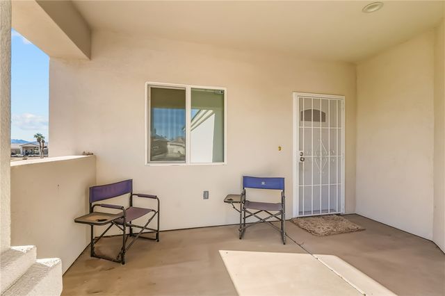 5801 S Desert Lakes Drive, Fort Mohave, AZ 86426