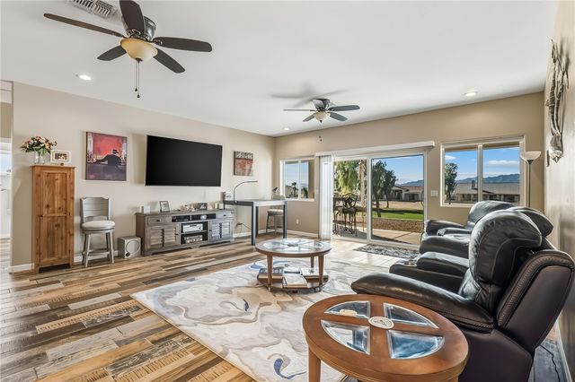 5801 S Desert Lakes Drive, Fort Mohave, AZ 86426