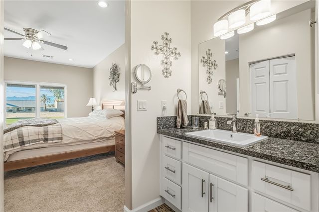 5801 S Desert Lakes Drive, Fort Mohave, AZ 86426