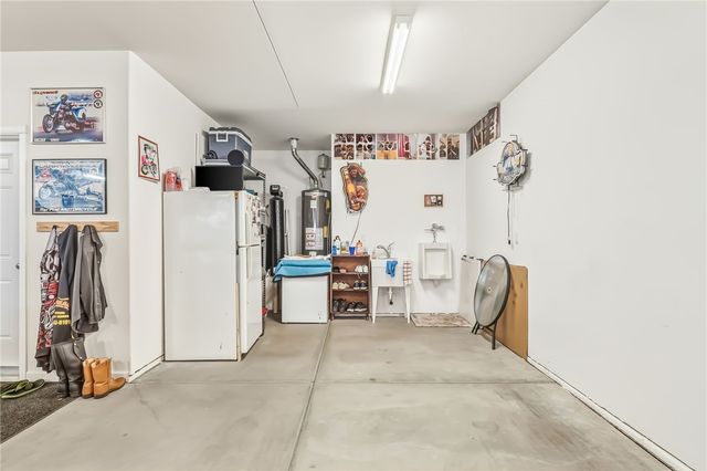 5801 S Desert Lakes Drive, Fort Mohave, AZ 86426