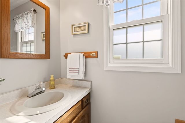 35 Sleepy Hollow, Chili, NY 14624