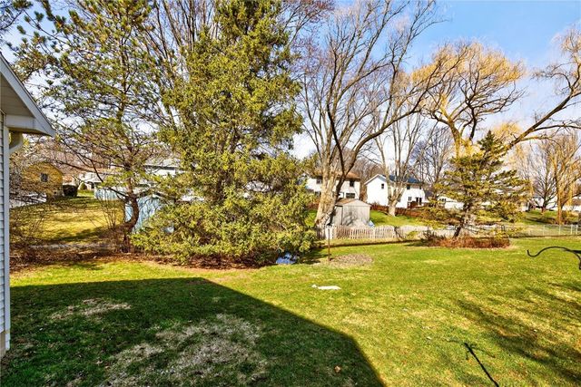 35 Sleepy Hollow, Chili, NY 14624