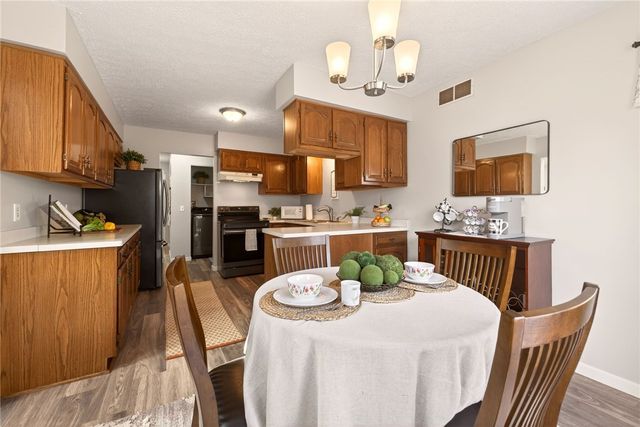 35 Sleepy Hollow, Chili, NY 14624