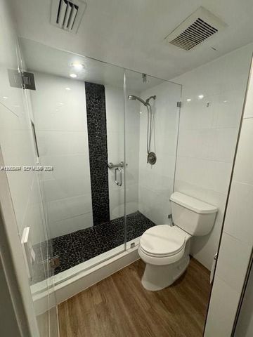 8620 SW 212th St 103, Cutler Bay, FL 33189