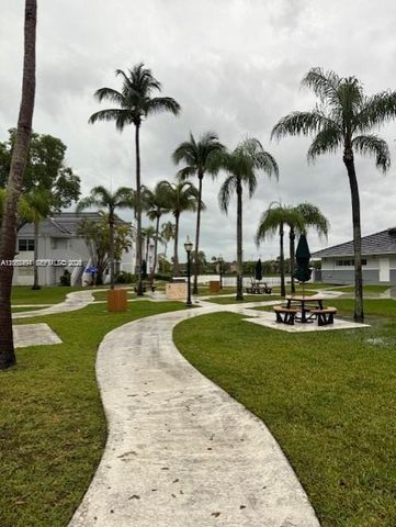 8620 SW 212th St 103, Cutler Bay, FL 33189