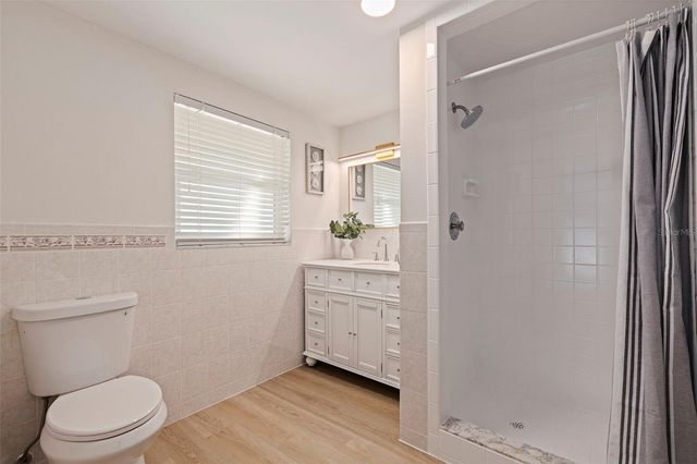 4500 16TH AVENUE N, St Petersburg, FL 33713