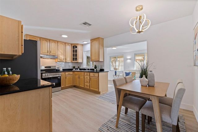 4500 16TH AVENUE N, St Petersburg, FL 33713