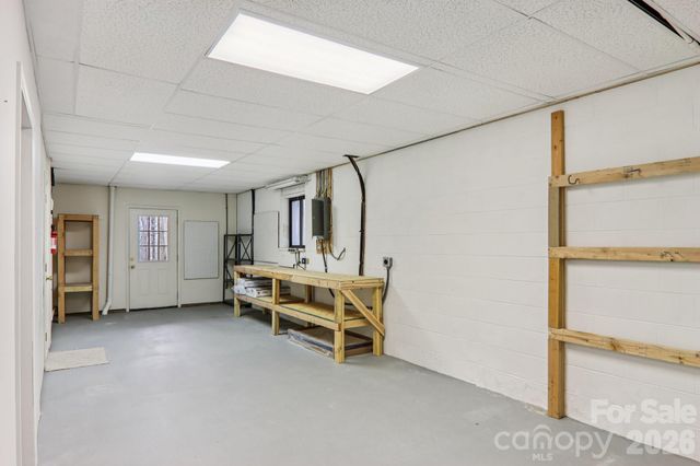 71 N Setsi Lane, Brevard, NC 28712