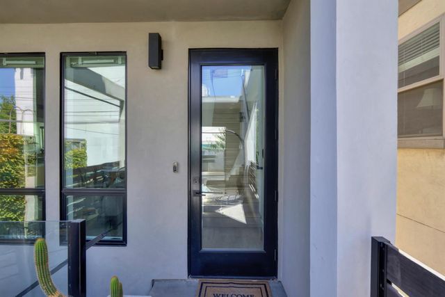 2020 Rice Aly, Sacramento, CA 95811