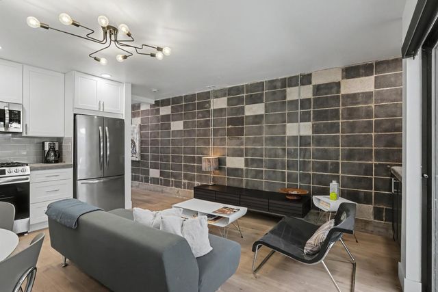 2020 Rice Aly, Sacramento, CA 95811