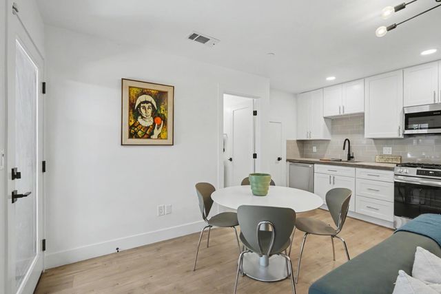 2020 Rice Aly, Sacramento, CA 95811