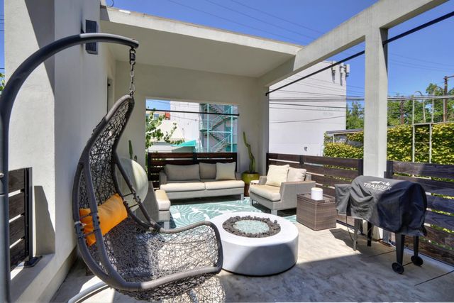 2020 Rice Aly, Sacramento, CA 95811