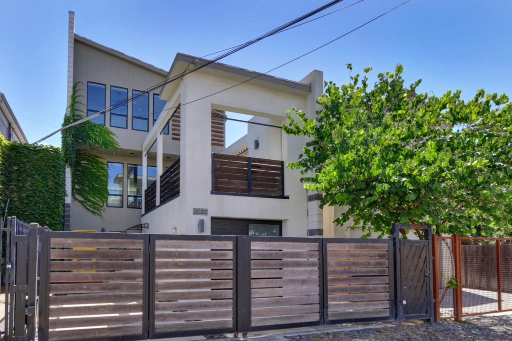 2020 Rice Aly, Sacramento, CA 95811