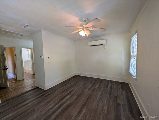 2166 College Street, Montgomery, AL 36106