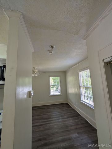 2166 College Street, Montgomery, AL 36106