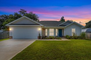 5809 Government Drive, Gulf Breeze, FL 32563