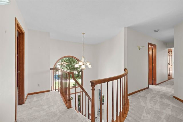 4500 Creek View Drive, Hudsonville, MI 49426