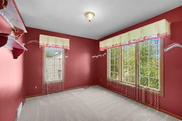 4500 Creek View Drive, Hudsonville, MI 49426