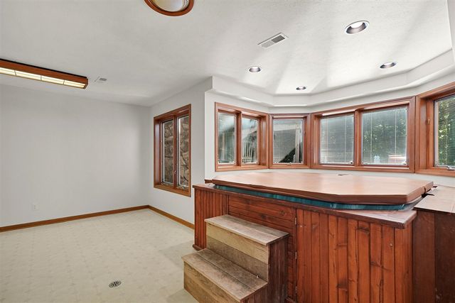 4500 Creek View Drive, Hudsonville, MI 49426