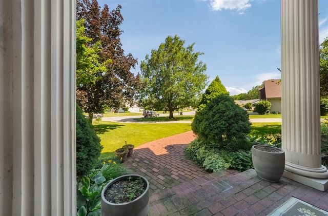 4500 Creek View Drive, Hudsonville, MI 49426