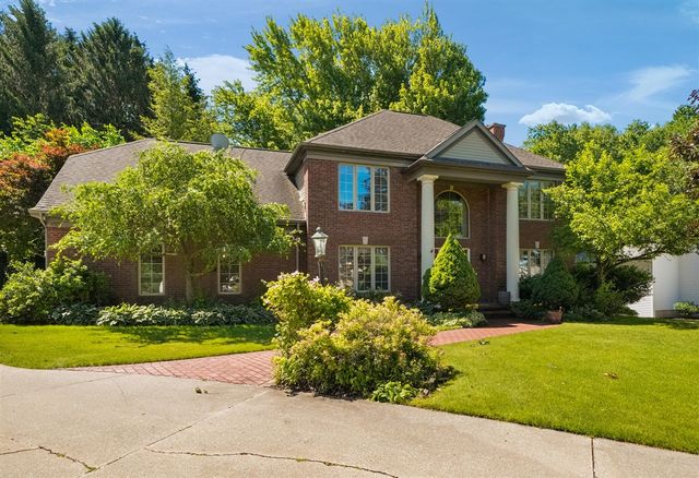 4500 Creek View Drive, Hudsonville, MI 49426