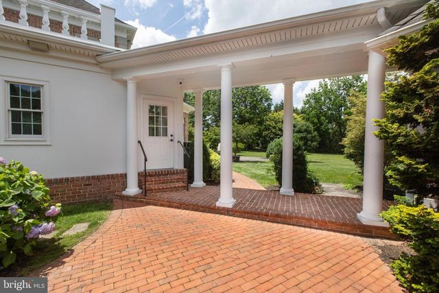 6 TIMBERPARK CT, Lutherville Timonium, MD 21093