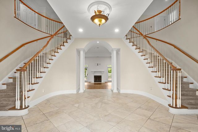 6 TIMBERPARK CT, Lutherville Timonium, MD 21093