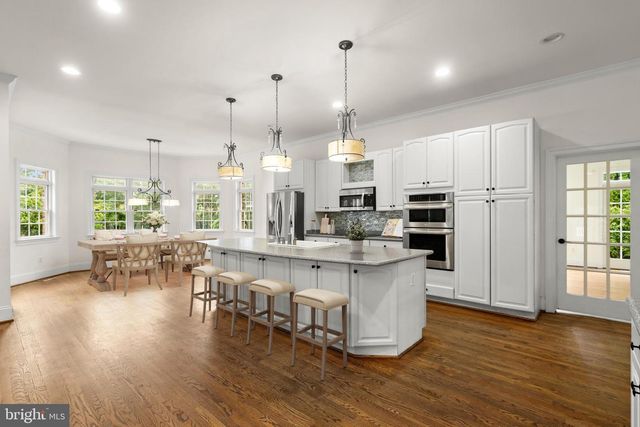 6 TIMBERPARK CT, Lutherville Timonium, MD 21093