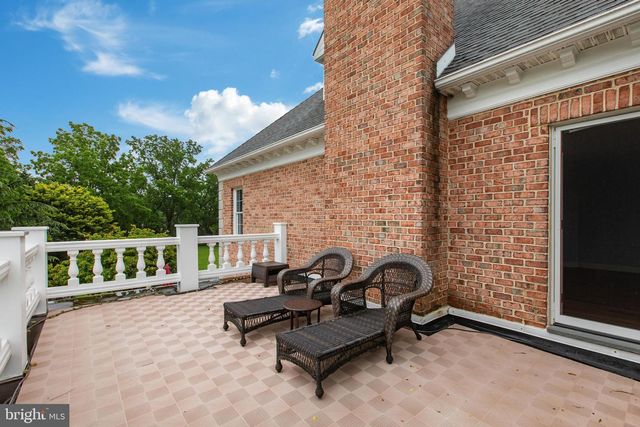 6 TIMBERPARK CT, Lutherville Timonium, MD 21093