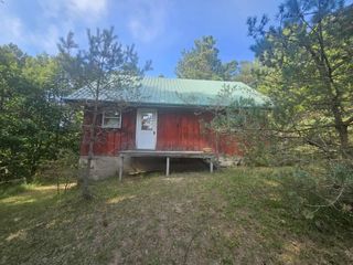 928 Pilgrim Highway, Crystal Lake Twp, MI 49635