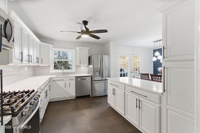 31 Mitchell Drive, Toms River, NJ 08755