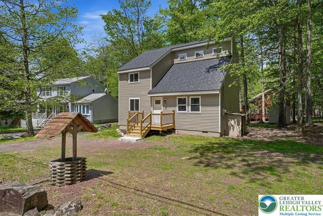 8592 Periwinkle Drive, Coolbaugh Twp, PA 18466